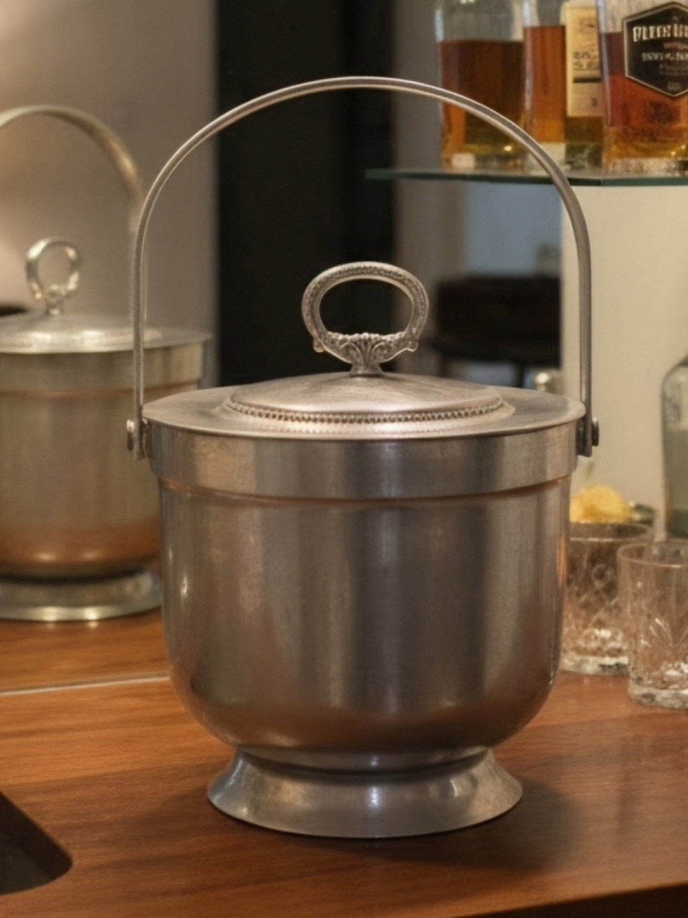 Vintage Mid Century Italian Aluminum Ice Bucket Hinged Mechanical Lid Nasco